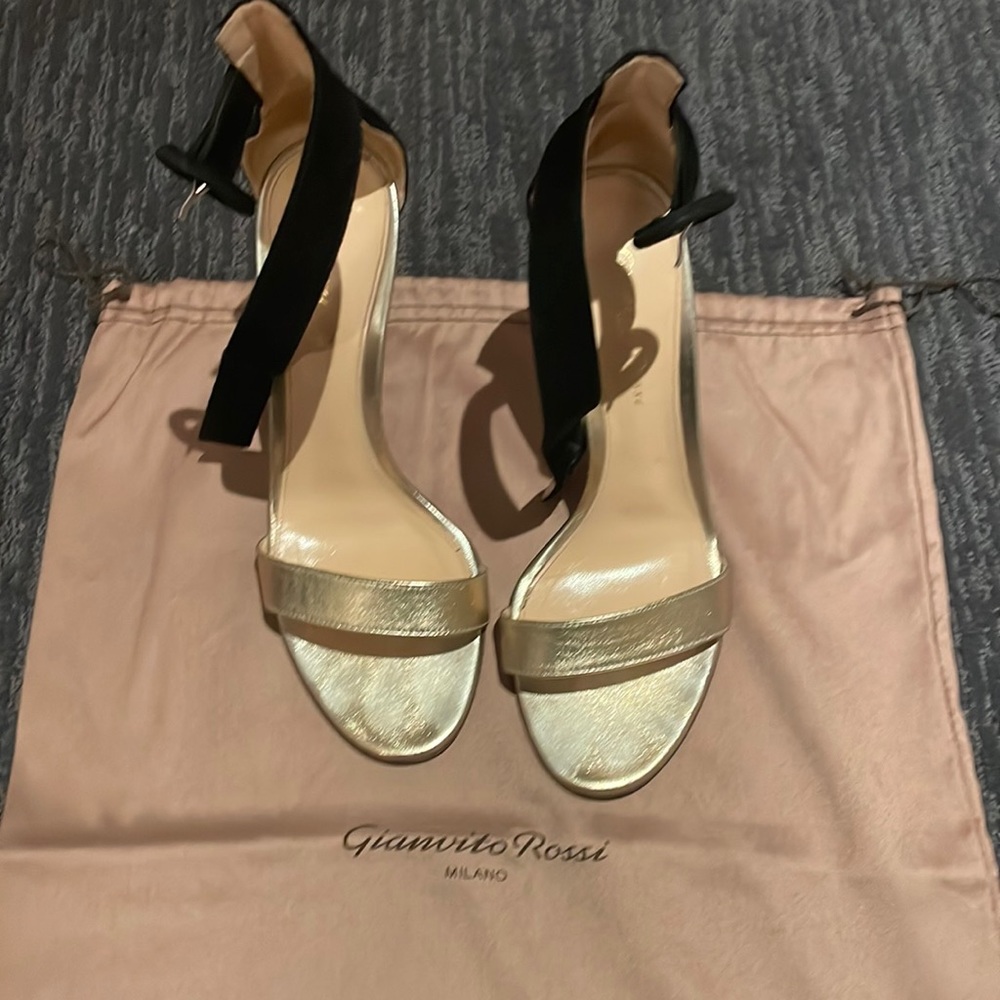 Authentic Gianvito Rossi sandals